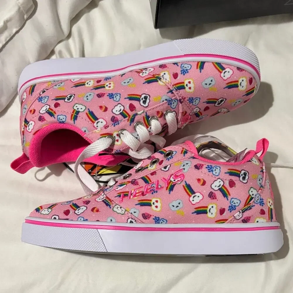 Heelys 3 Colorful wheeled shoe new in box NWT